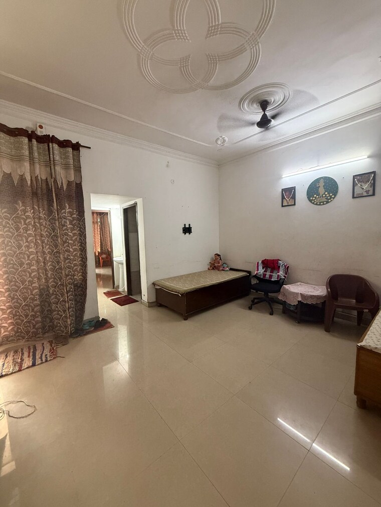 Living Room, dhakoli 2 Bedroom 142 Sq.Yd. Apartment In Dhakoli Zirakpur 9293298