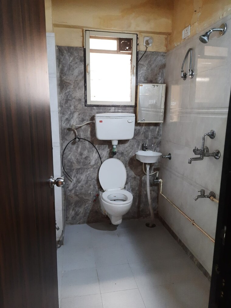 Bathroom, haware-palms 1 Bedroom 288 Sq.Ft. Apartment In Muthaval Thane 9293302