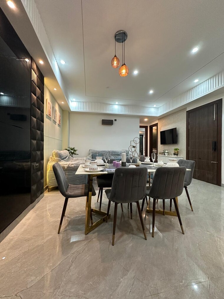 Gym, sector 67 4 Bedroom 250 Sq.Yd. Builder Floor In Sector 67 Gurgaon 9293322