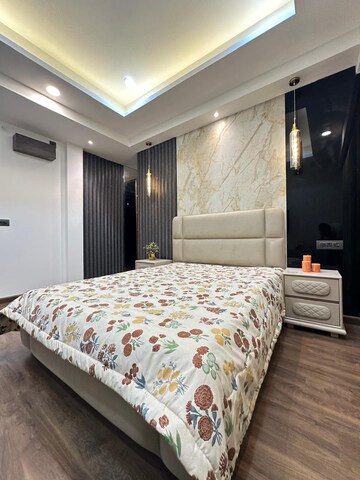 Bedroom in 4 BHK Builder Floor at Sector 67 – for Sale