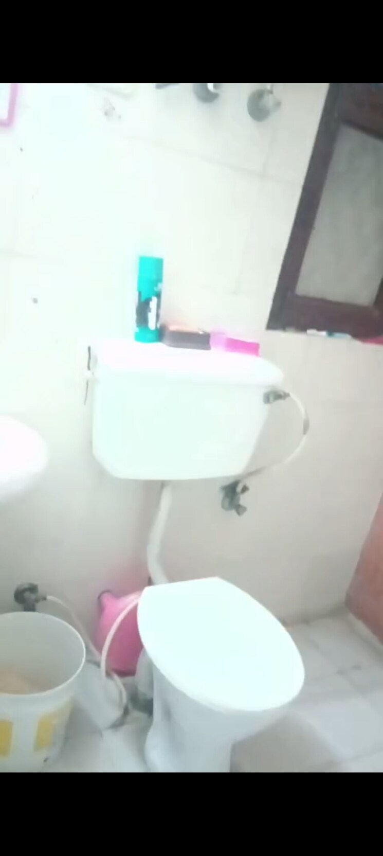 Bathroom, mahagun-mahagunpuram 2 Bedroom 558 Sq.Ft. Apartment In Shastri Nagar Ghaziabad 9293401