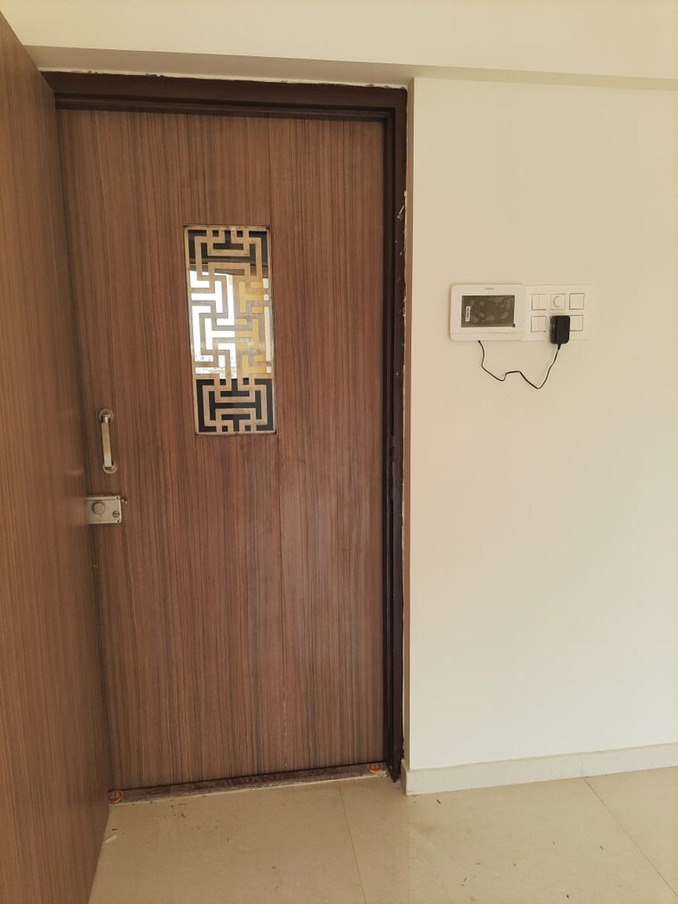 Room, rutu-city 1 Bedroom 450 Sq.Ft. Apartment In Thane West Thane 9293405