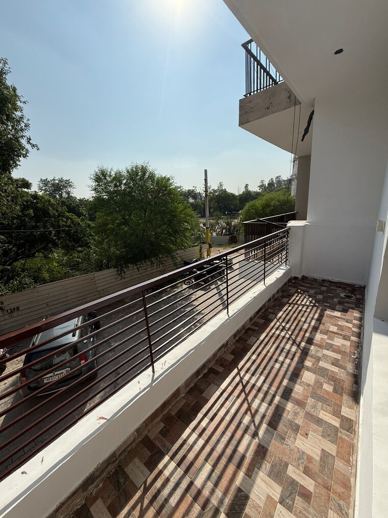 Balcony, dhakoli 2 Bedroom 900 Sq.Ft. Apartment In Dhakoli Zirakpur 9293411