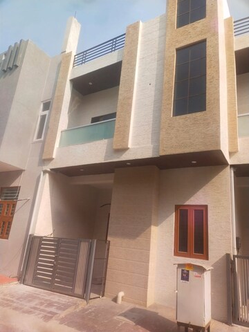 2 BHK Villa – Exterior View View at Mansarovar Extension - for Rent
