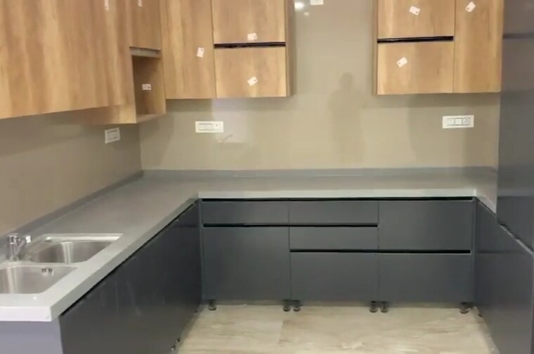 Kitchen, hari nagar 2 Bedroom 105 Sq.Yd. Builder Floor In Hari Nagar Delhi 9293503