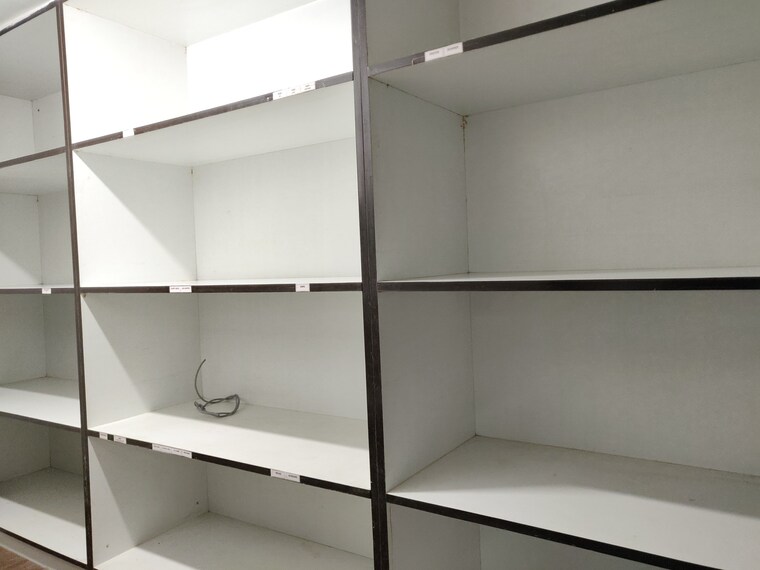 Cupboard, malad west Commercial Office Space 830 Sq.Ft. In Malad West Mumbai 9293687