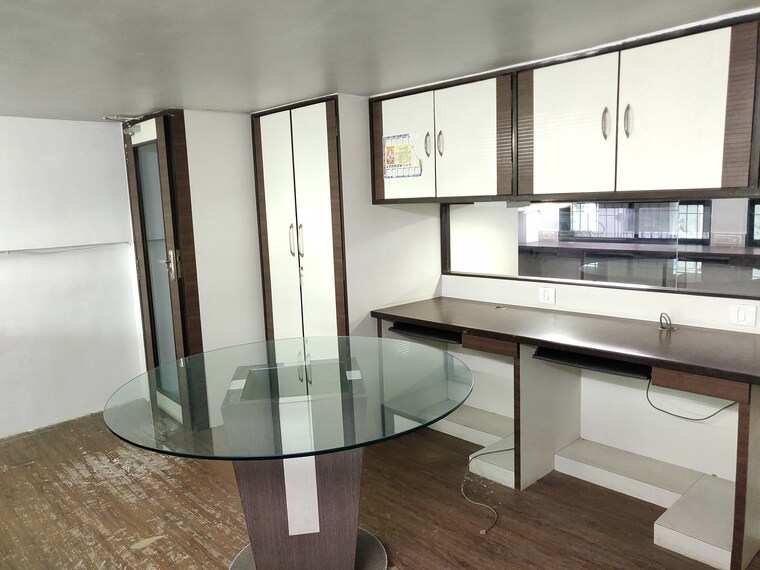 Team Area, malad west Commercial Office Space 830 Sq.Ft. In Malad West Mumbai 9293687