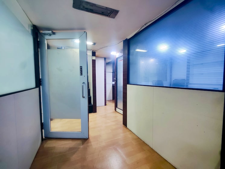 undefined, malad west Commercial Office Space 830 Sq.Ft. In Malad West Mumbai 9293687