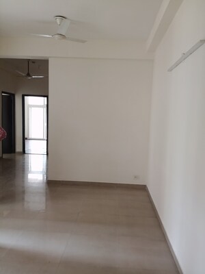 Room in 2 BHK Apartment at Radicon Vedantam, Sector 16c Greater Noida – for Rent