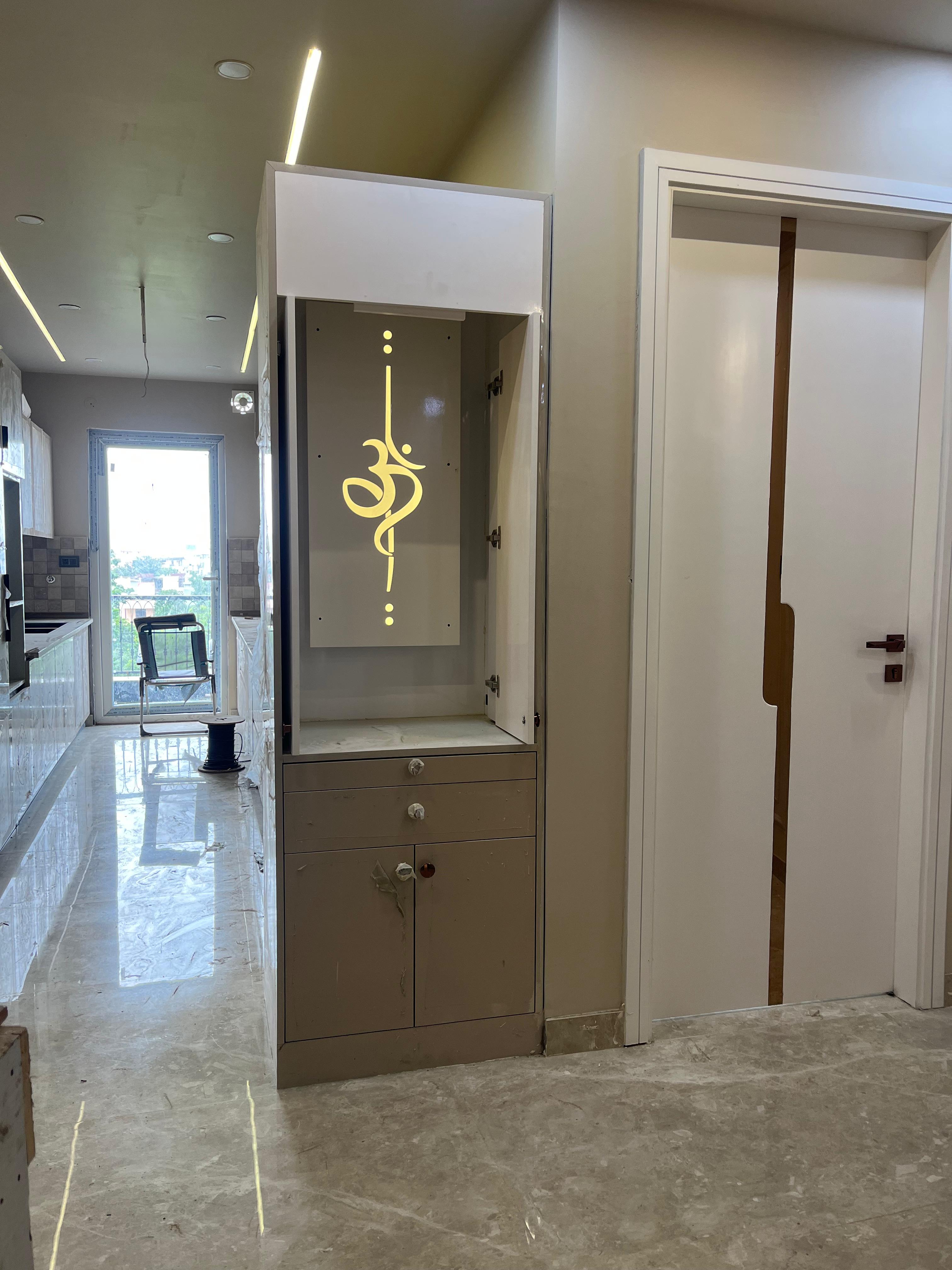 3 BHK + Pooja Room 250 Sq.Yd. Builder Floor in BPTP Amstoria