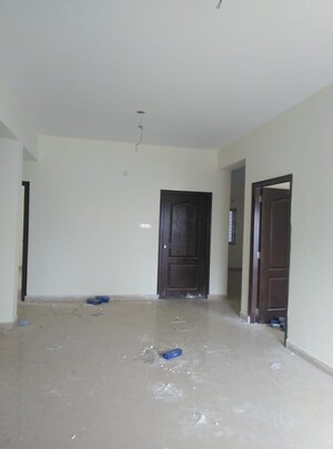 Room in 3 BHK Apartment at Madhapur – for Sale