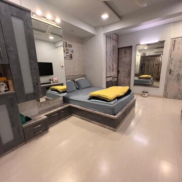 Living Room in 3 BHK Apartment at Ballerina Apartment, Lokhandwala Complex – for Rent