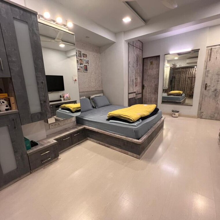 Bedroom, ballerina-apartment 3 Bedroom 1100 Sq.Ft. Apartment In Lokhandwala Complex Mumbai 9293794