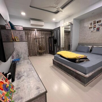Living Room in 3 BHK Apartment at Ballerina Apartment, Lokhandwala Complex – for Rent