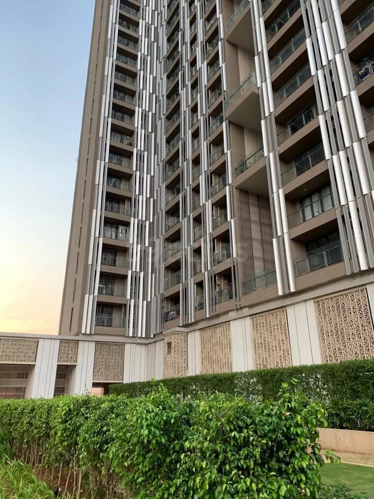 Exterior View, lodha-aura 3.5 Bedroom 1800 Sq.Ft. Apartment In Wadala Mumbai 9293803