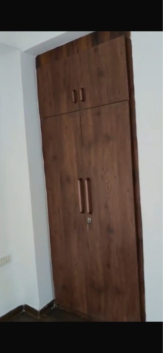 2 BHK + Extra Room Apartment For Sale in Ajnara Homes