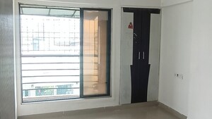 Room in 3 BHK Apartment at Rashmi Pride C, Mira Road East – for Rent