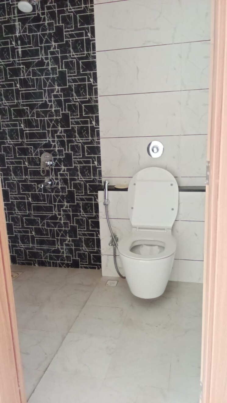 Bathroom, majestique-marbella-phase-1 3 Bedroom 1020 Sq.Ft. Apartment In Kharadi Pune 9293903