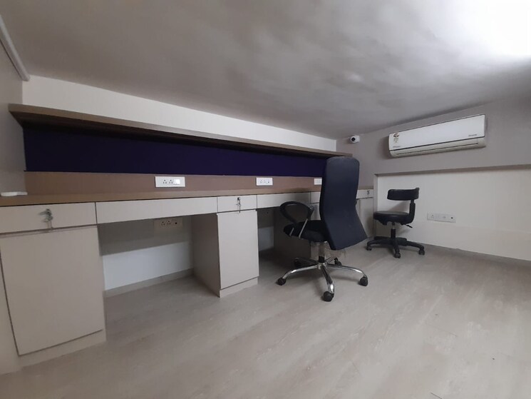 Team Area, royal-palms Commercial Office Space 300 Sq.Ft. In Goregaon East Mumbai 9293920