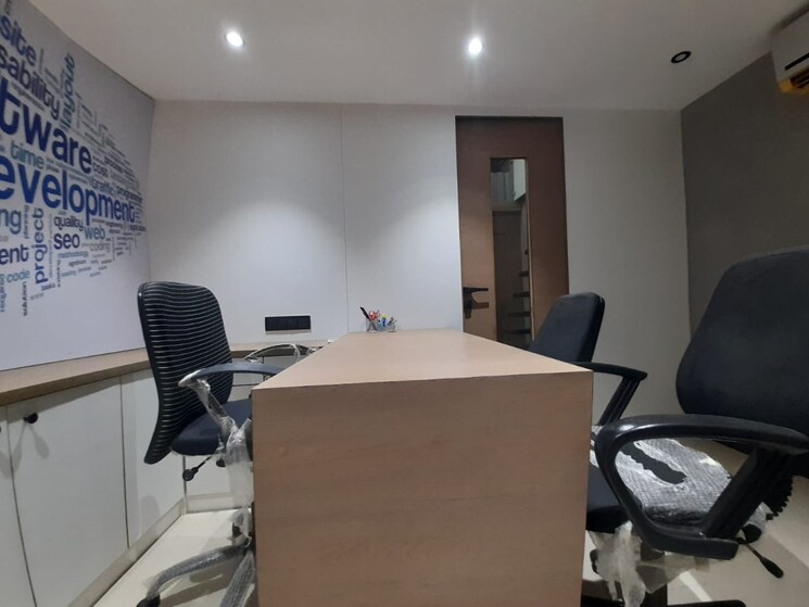 Team Area, royal-palms Commercial Office Space 300 Sq.Ft. In Goregaon East Mumbai 9293920