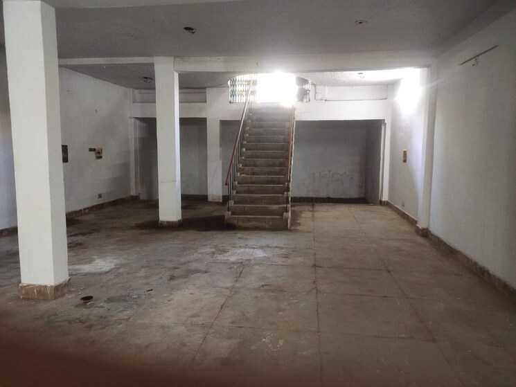 Exterior View, gomti nagar Commercial Warehouse 1500 Sq.Ft. In Gomti Nagar Lucknow 9294058