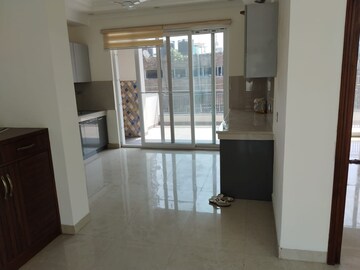 Room in 3 BHK Builder Floor at Sector 35 – for Rent