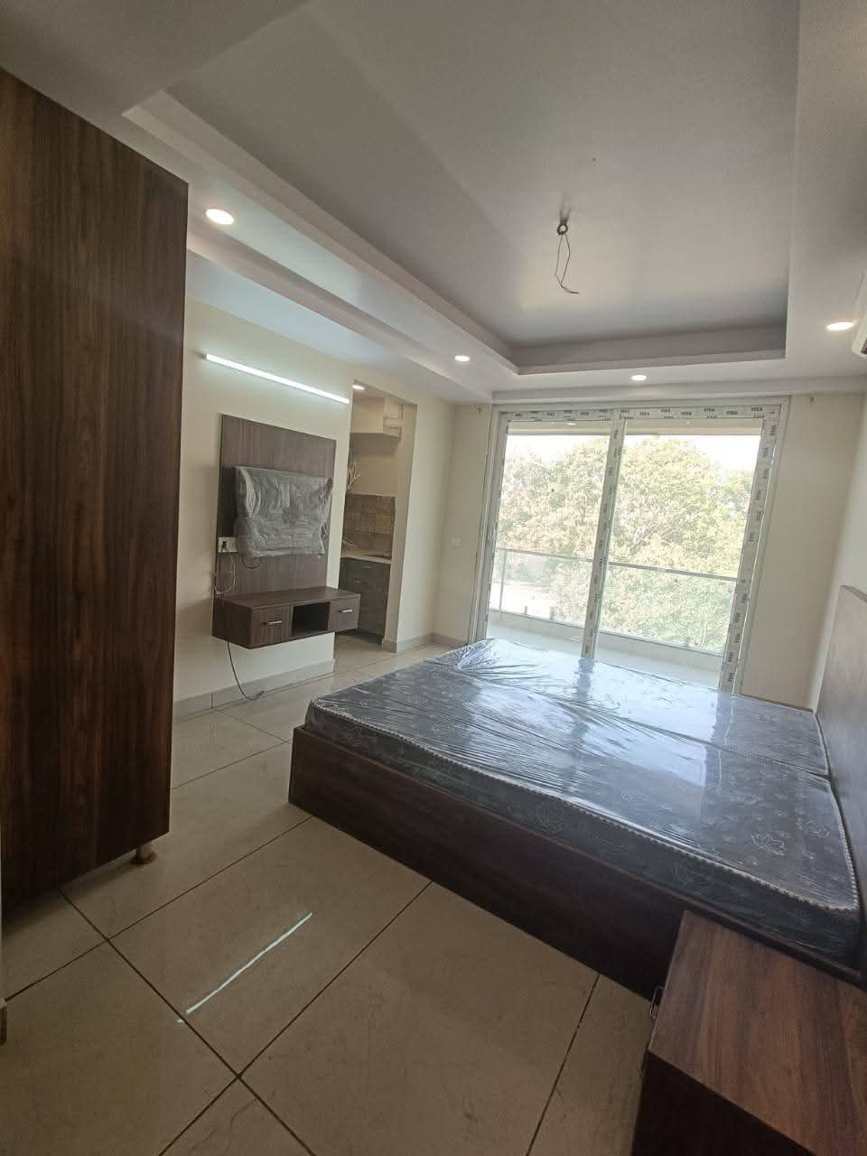 1 RkBuilder Floor For Rent in Saket