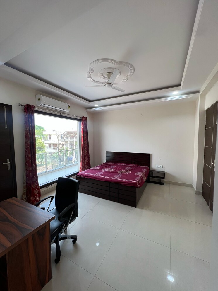 Bedroom, palam-vihar-residents-association 3 Bedroom 2890 Sq.Ft. Builder Floor In Palam Vihar Gurgaon 9294051