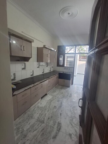 Kitchen in 3 BHK Builder Floor at Sector 37 – for Rent
