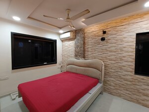 2 BHK Apartment For Rent in Shivam Gulmohar, Goregaon West