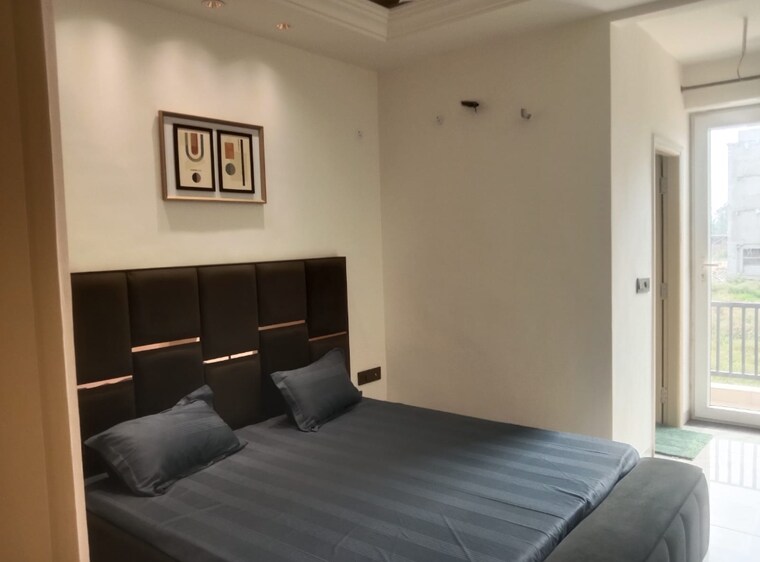 Bedroom, kharar mohali road 3 Bedroom 150 Sq.Yd. Builder Floor In Kharar Mohali Road Kharar 9294151