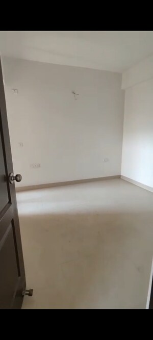 Room in 3 BHK Apartment at Aditya City Apartments, Shahpur Bamheta – for Sale