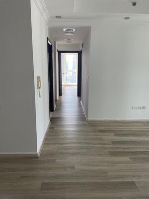 Room in 1.5 BHK Apartment at Sheth Avante, Kanjurmarg West – for Rent