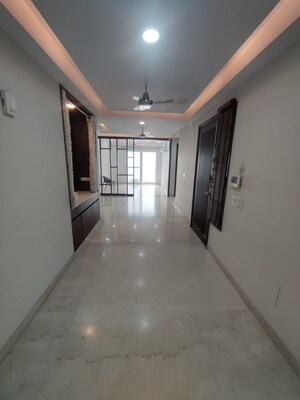 Building Lobby in 3 BHK Builder Floor at Palam Vihar Residents Association, Palam Vihar – for Rent