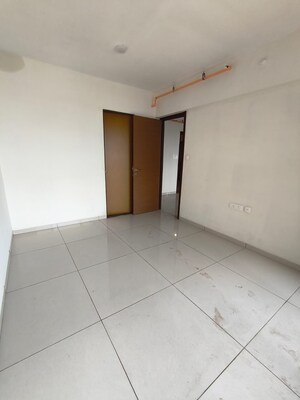 2 BHK Apartment For Rent in Hari Om Siddharth Nagar, Goregaon West