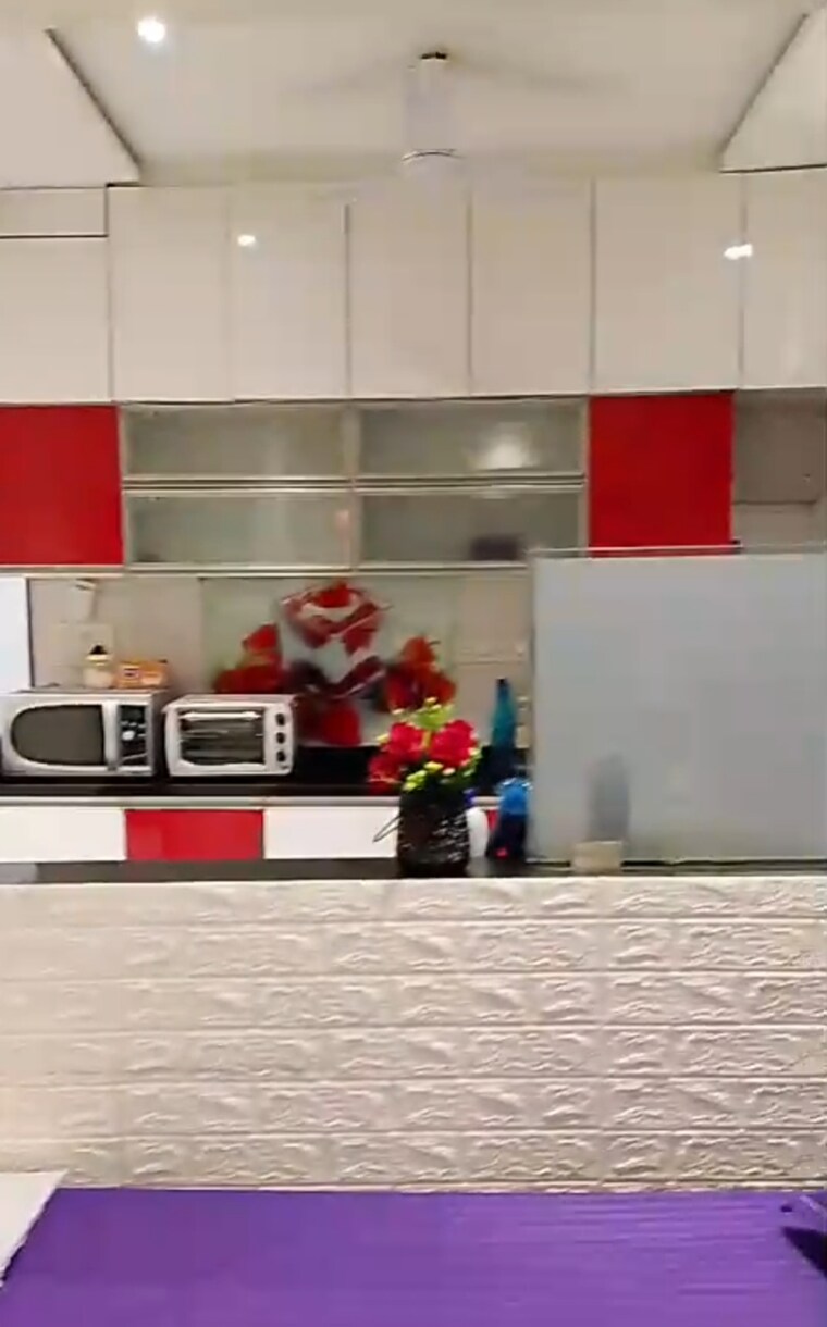 undefined, north-bombay-society 2 Bedroom 750 Sq.Ft. Apartment In Juhu Mumbai 9294149