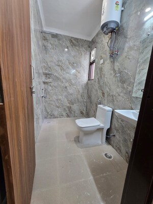 Bathroom in 1 BHK Builder Floor at Saket – for Rent