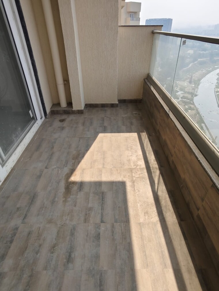 Balcony, venkatesh-skydale-phase-2 3 Bedroom 1700 Sq.Ft. Apartment In Sinhagad Road Pune 9294155
