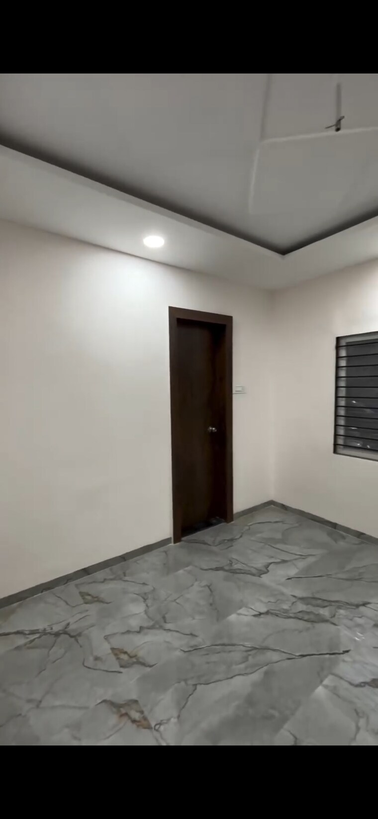 Room, airport road 5 Bedroom 3100 Sq.Ft. Independent House In Airport Road Indore 9294192
