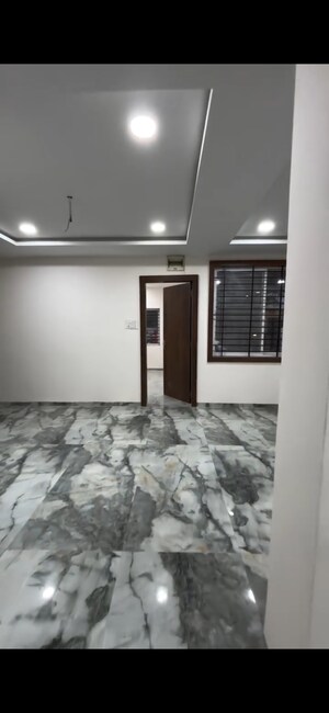Room in 5 BHK Independent House at Airport Road – for Sale