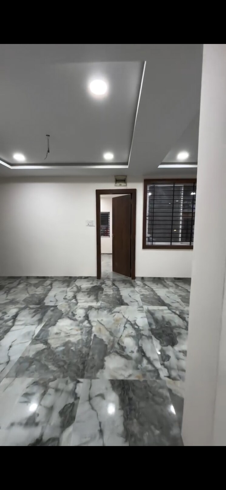 Room, airport road 5 Bedroom 3100 Sq.Ft. Independent House In Airport Road Indore 9294192