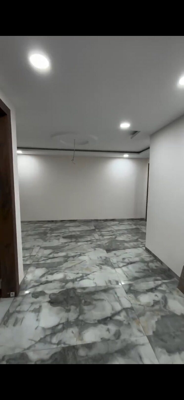 Room, airport road 5 Bedroom 3100 Sq.Ft. Independent House In Airport Road Indore 9294192