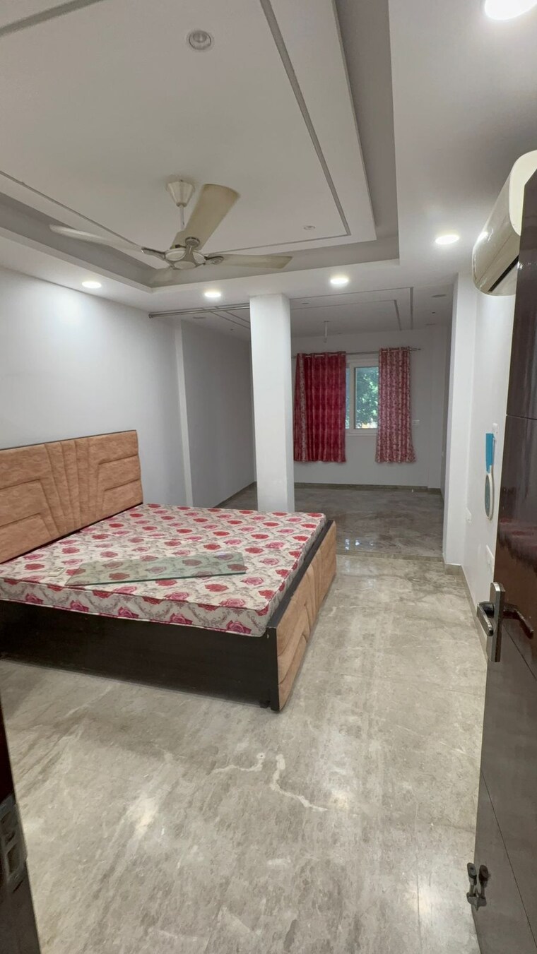 Bedroom, priyadarshni-apartments 3 Bedroom 1200 Sq.Ft. Apartment In Paschim Vihar Delhi 9294202