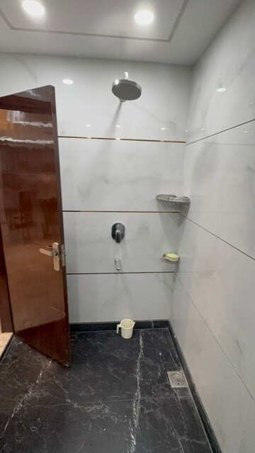 Bathroom in 3 BHK Apartment at Priyadarshni Apartments, Paschim Vihar – for Rent