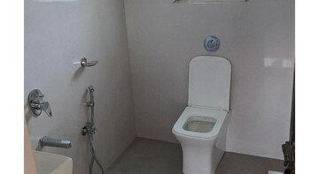 Bathroom in 2 BHK Apartment at Saibaba Tower, Andheri West – for Rent
