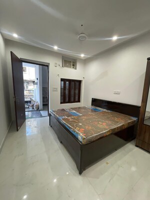 1 BHK Builder Floor For Rent in Saket