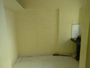Room in 1 RK Apartment at Panch Pakhadi – for Rent