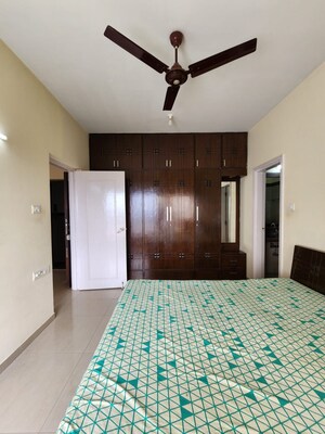 2 BHK Apartment For Sale in Raheja Willows, Kandivali East