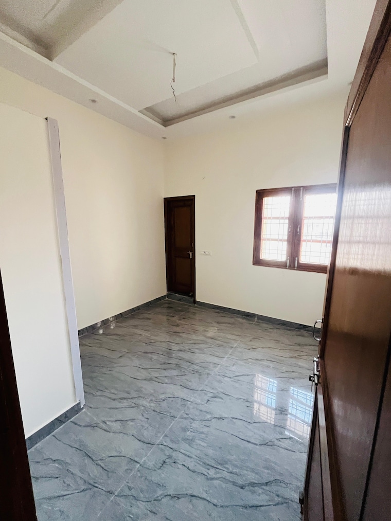 Room, shimla bypass road 3 Bedroom 104 Sq.Yd. Independent House In Shimla Bypass Road Dehradun 9294255