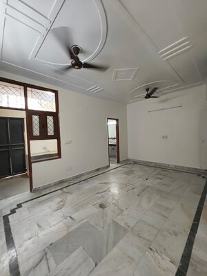 Room in 2 BHK Apartment at Adarsh Apartments CGHS Ltd, Paschim Vihar – for Rent